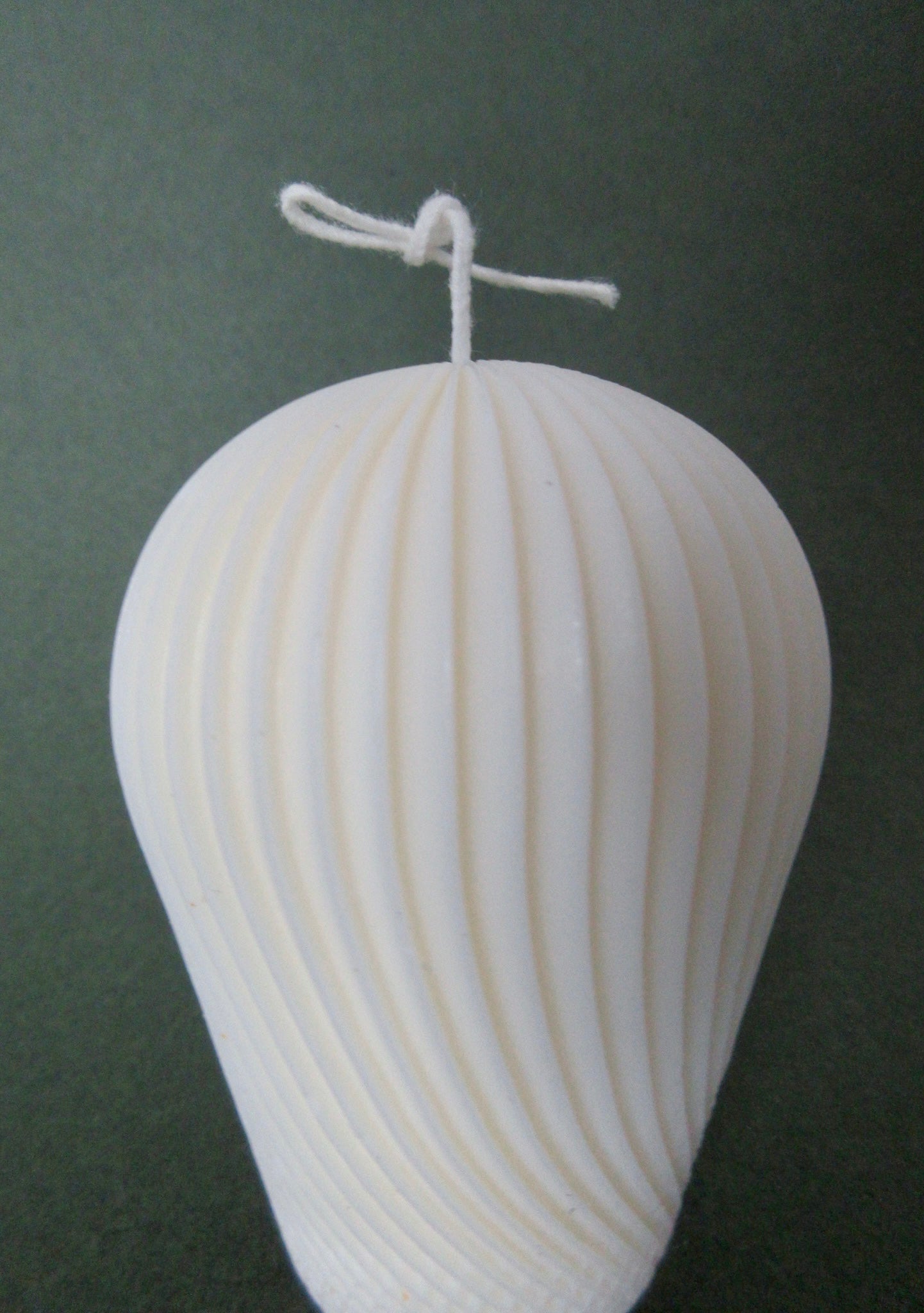 Biodegradable Geometric Bulb Design Candle
